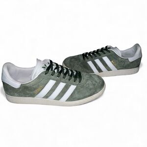 Adidas Men’s Gazelle Sneakers Suede Olive Green Size 10